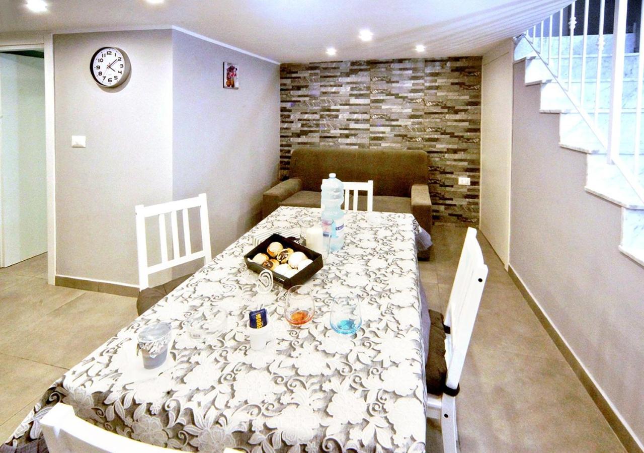 La Casa Di Helena Apartment Napoli Ngoại thất bức ảnh